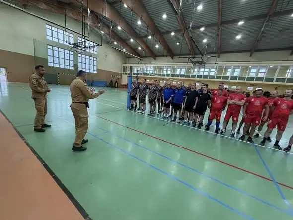 Strażacy z Oławy najlepsi w turnieju siatkówki w Lwówku Śląskim