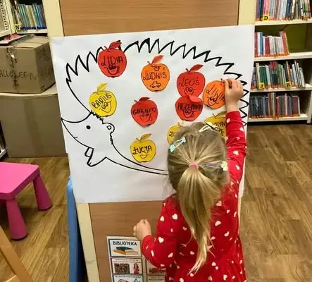 Przedszkolaki z grupy „Jeżyki” odkrywały bibliotekę w Gryfowie Śląskim