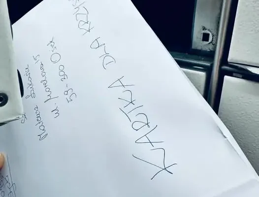 Uczniowie ze Szkoły Podstawowej nr 2 w Lwówku Śląskim wysłali kartki urodzinowe dla chorego Krzysia